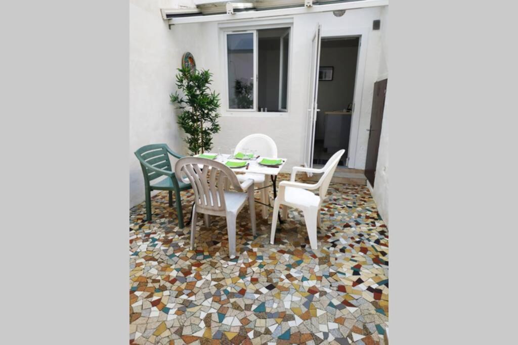 Exceptionnel : Hypercentre Biarritz T2 Avec Patio Apartment Ngoại thất bức ảnh